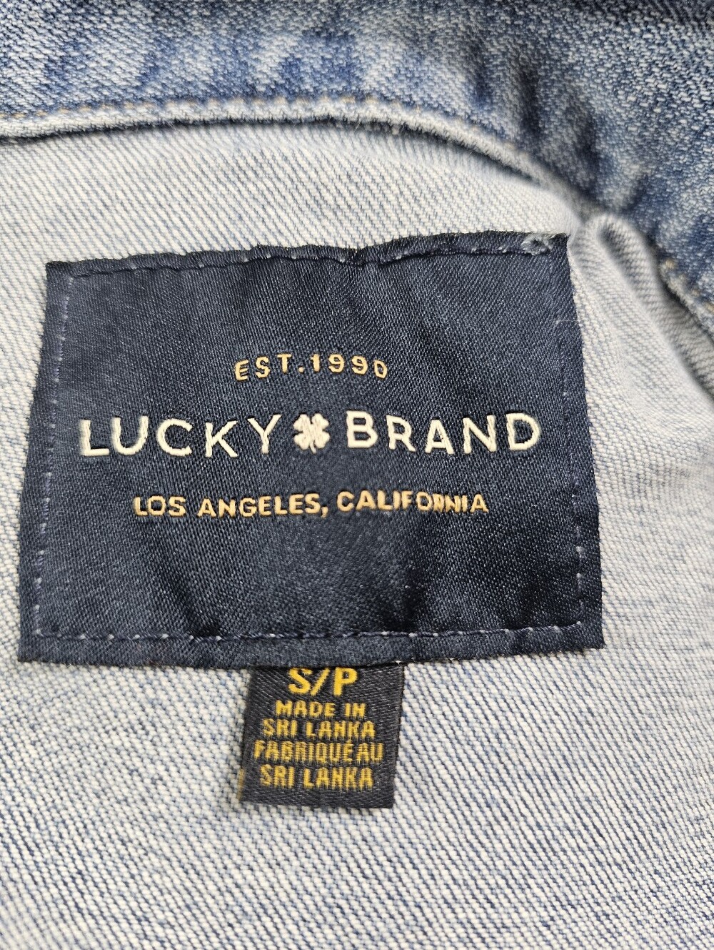 LUCKY BRAND Distressed Denim Truckers Jacket S - Picture 6 of 7